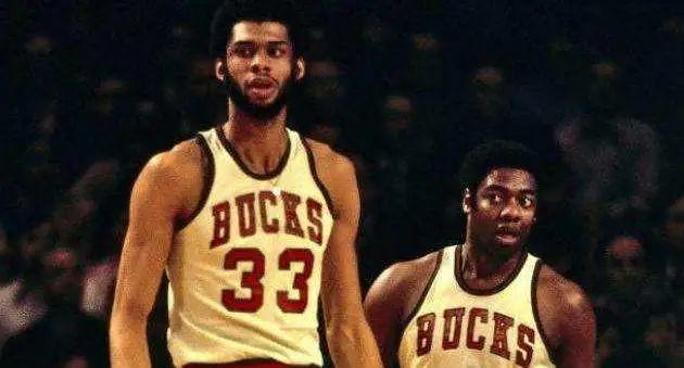 从球场到培 从球场到培